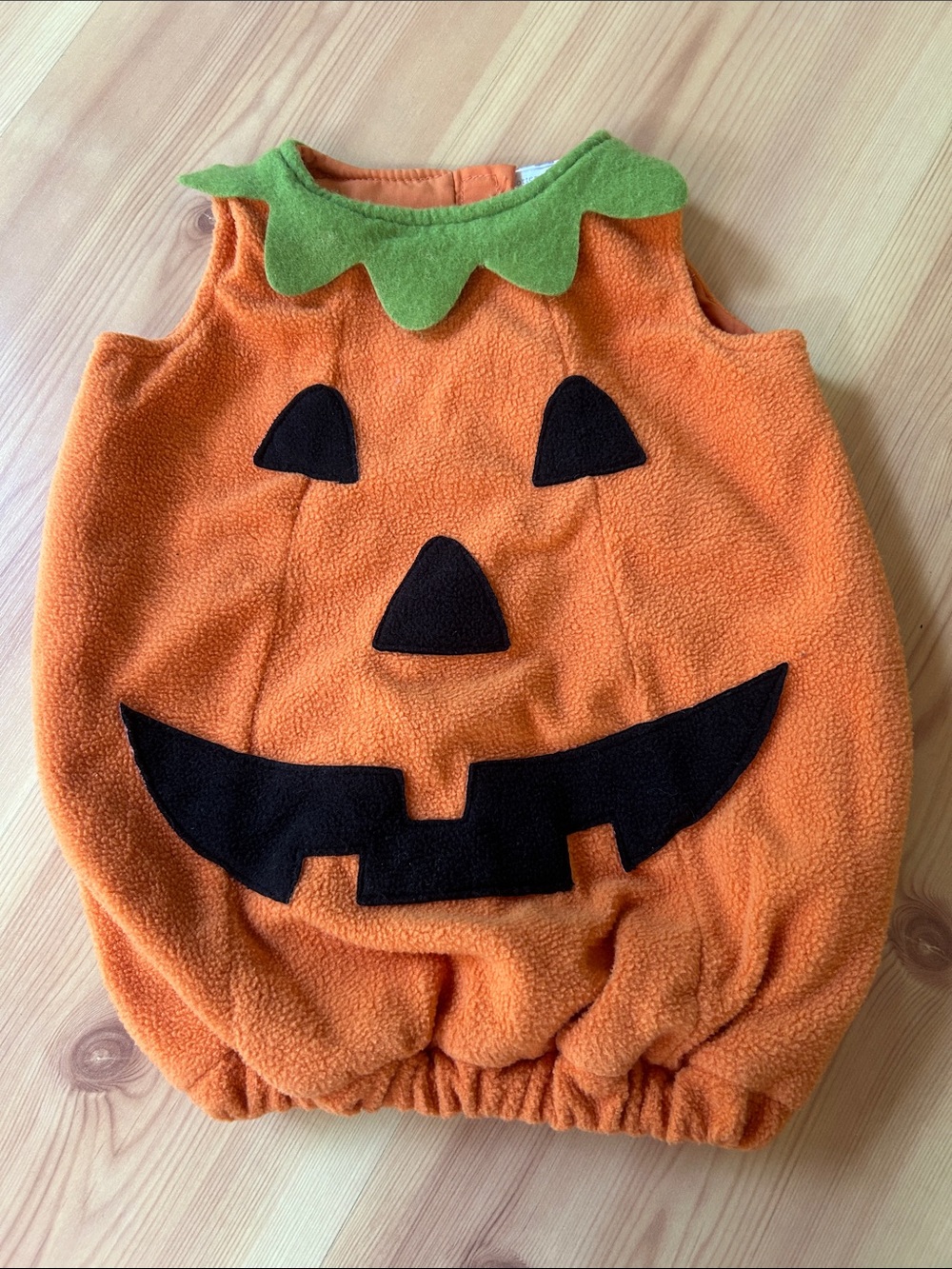 Pottery Barn Kids Orange Pumpkin Costume with Green Leaf Collar and Hat - Picture 8 of 9